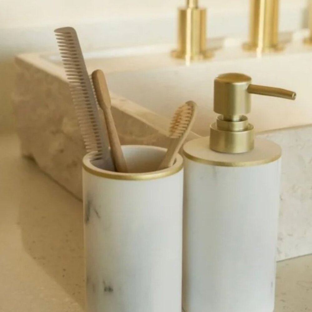 New - Sunday Citizen resin bath set 11oz soap dispenser & 11oz toothbrush holder